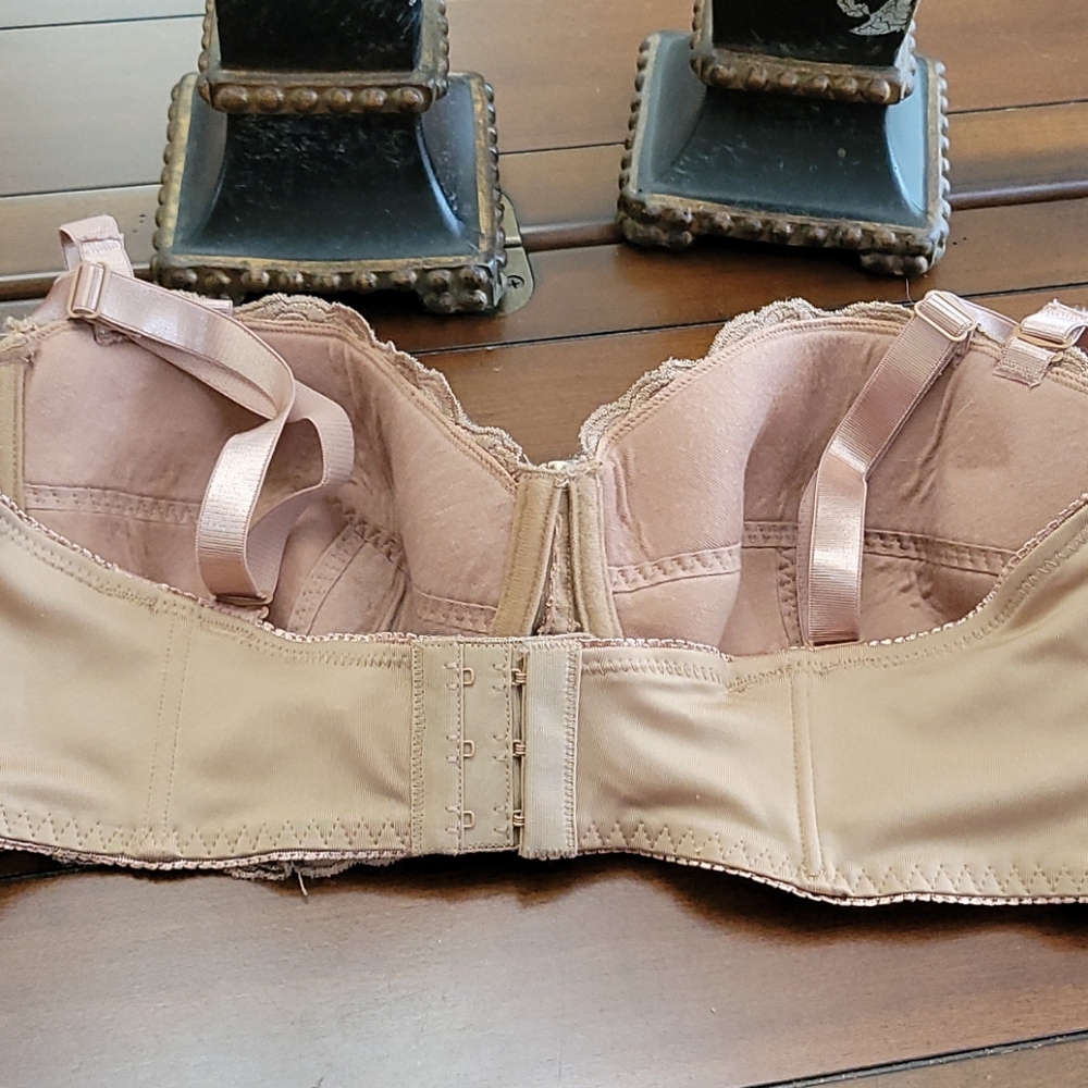 ๐ BODY FORM BRA - Picture 5 of 9
